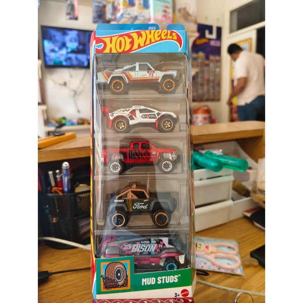 Hot Wheels Mud Studs Rods Set of 5 Cars