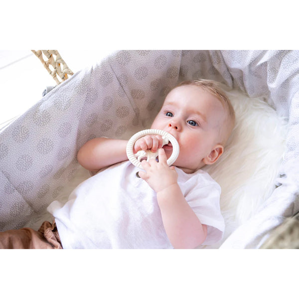Sophie La Girafe So’pure Circle Teether