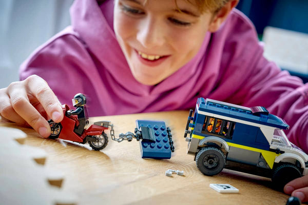 Lego City Police Prisoner Transport Van - Dezine Kids
