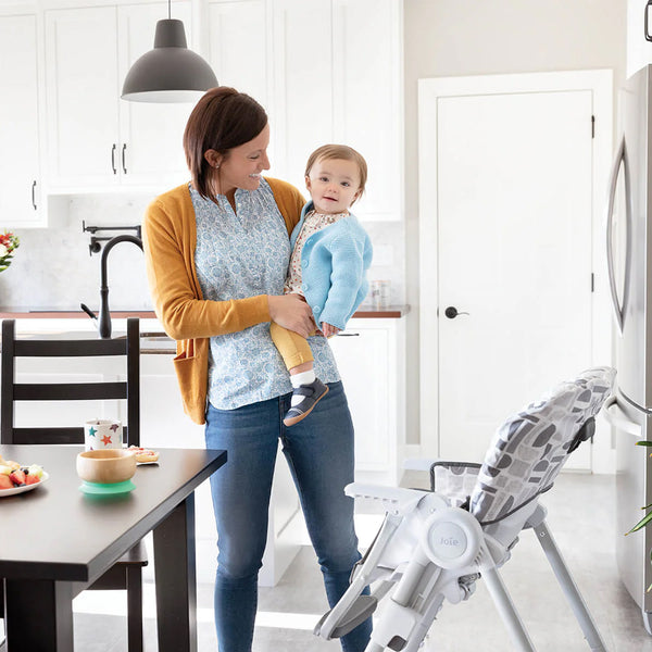 Joie High Chair Snacker 2 in 1 Logan 6 months to 15 kg - Logan - Dezine Kids