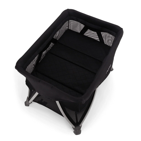 SENA Aire Travel Cot & Playard - Caviar - dezinekids.com