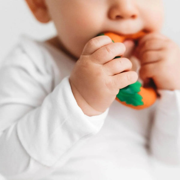 Cathy The Carrot Natural Rubber Teether - dezinekids.com