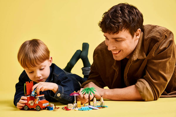 Lego Bluey Bluey's Beach & Family Car Trip 133 Pieces - Dezine Kids