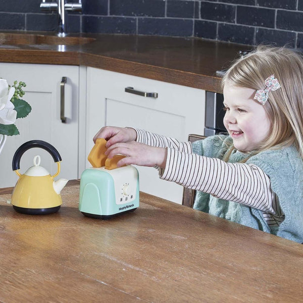 Casdon Morphy Richards Toaster & Kettle Set