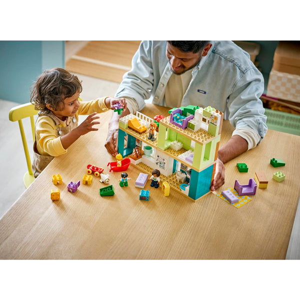 Lego 3 in 1 Modern Family House with Figures - Dezine Kids