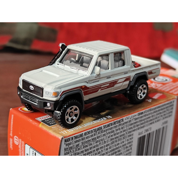 Hot Wheels 2025 Match Box 17 Toyota Landcruiser 78