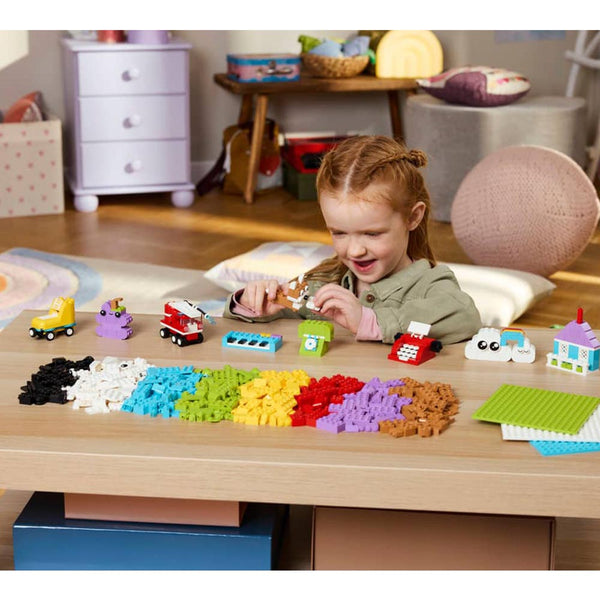 Lego Classic Creative Build and Play Box, Colorful Building Bricks Toy