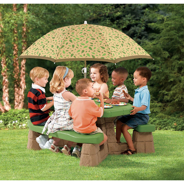 Step2 Naturally Playful Picnic Table with Umbrella