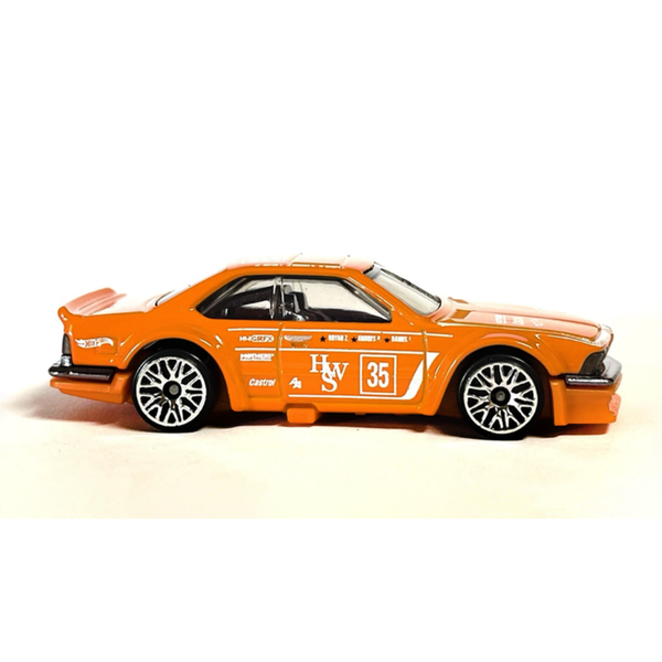 Hot Wheels BMW 635 CSI Wild Widebody Carrosseries - Dezine Kids