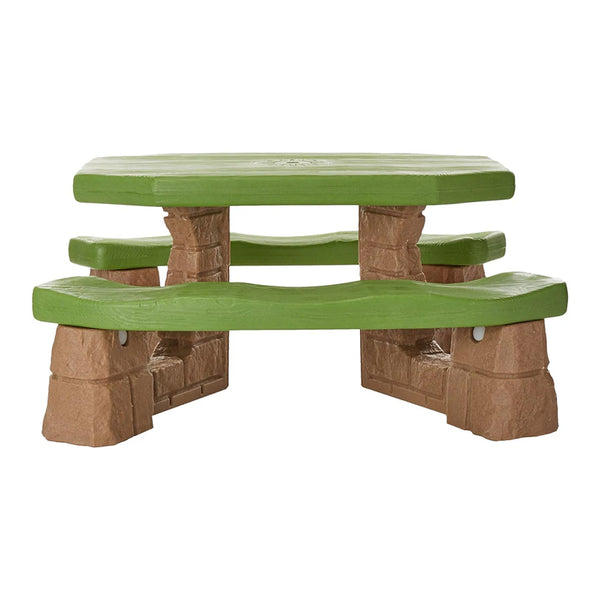 Step2 Naturally Playful Picnic Table with Umbrella