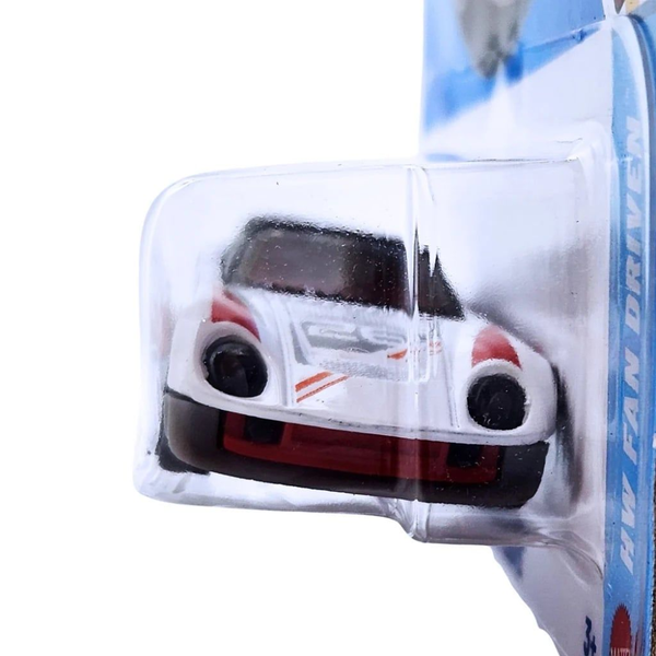 Hot Wheels EL Segundo couple HW fan Driven 4/5