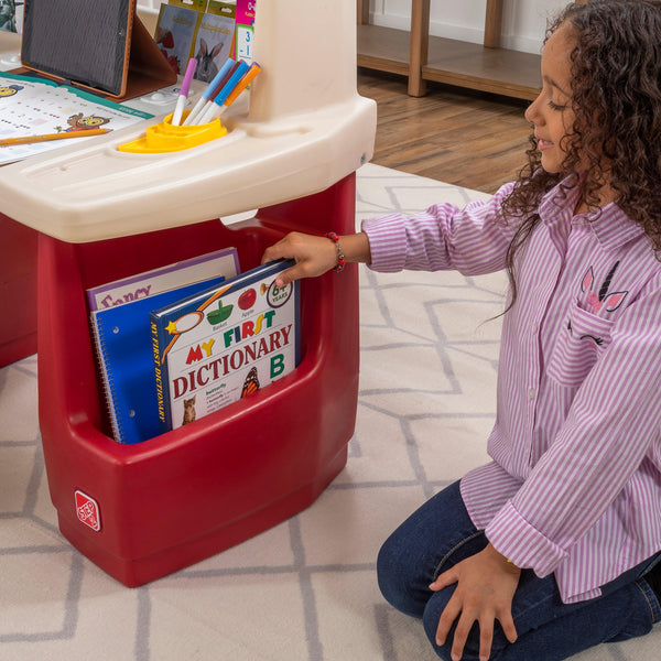 Step2 Deluxe Art Master Desk for Kids Ages 3+ - Dezine Kids
